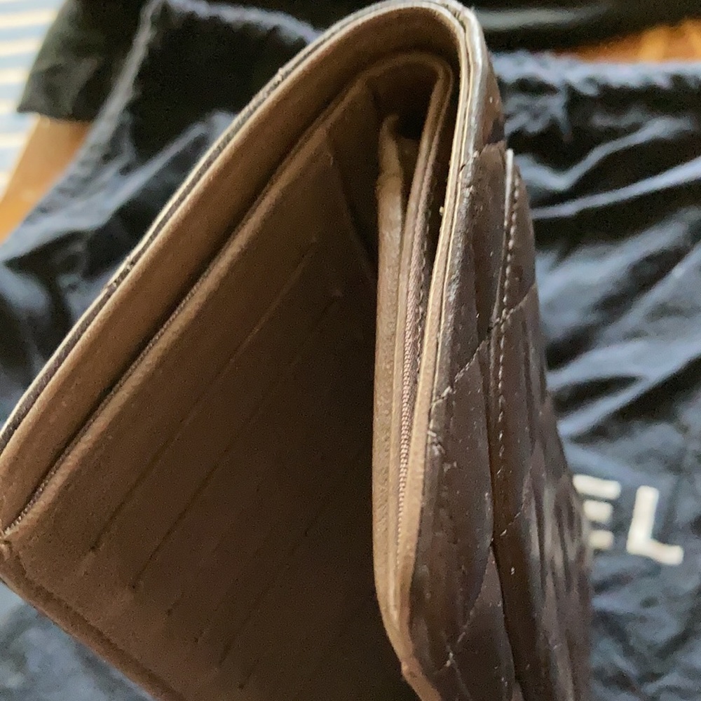 Authentic Chanel Wallet - Picture 3 of 9